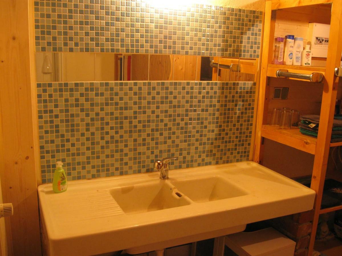 Zimmer Mit Sauna Und Kochgelegenheit Rott Bagian luar foto